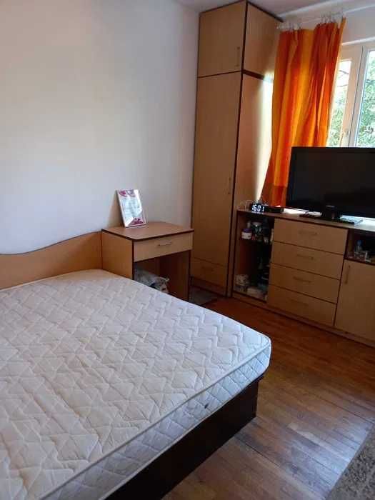 Дава се под наем Тристаен апартамент в София, Лагера - 86 кв.м за 650 € - Снимка #2