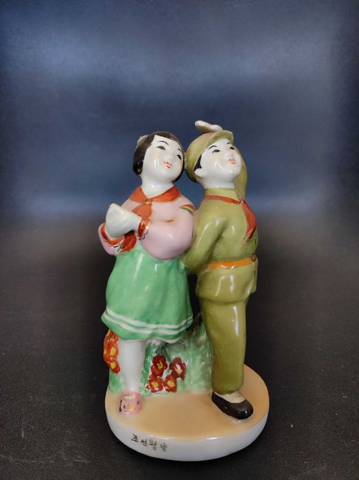 Порцеланови статуетки