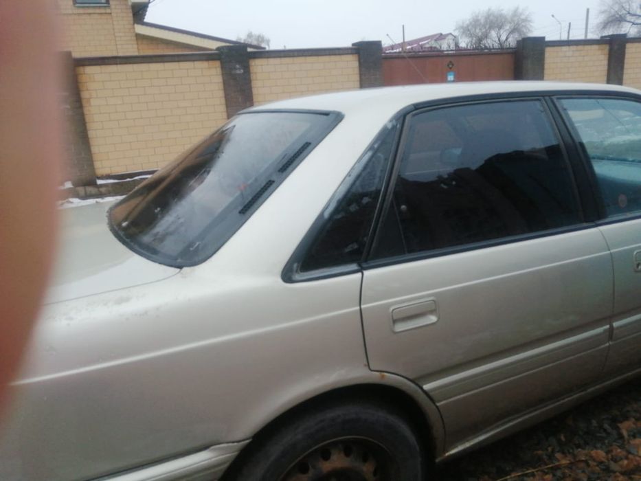 Автомобиль Мазда 626