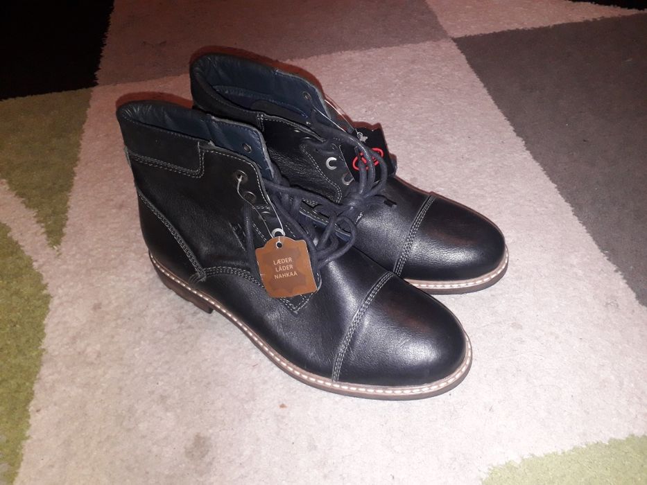 Ghete de piele marimea 42 fabricatie 2020 import Suedia