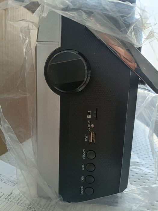 Продам новый магнитофон