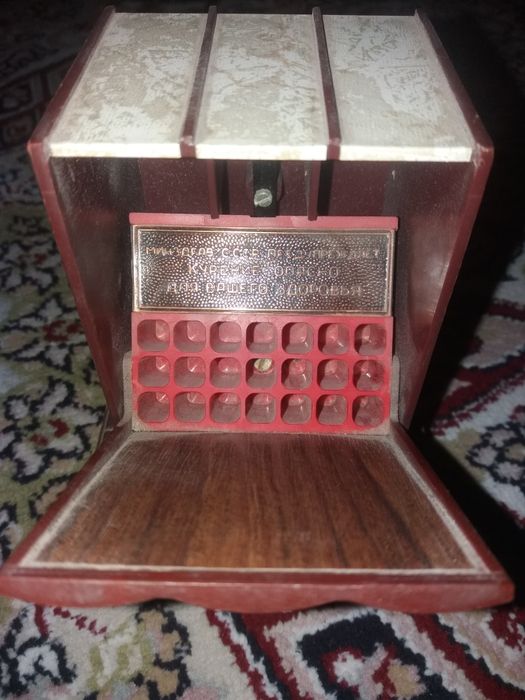 Продам ретро сигаретницу