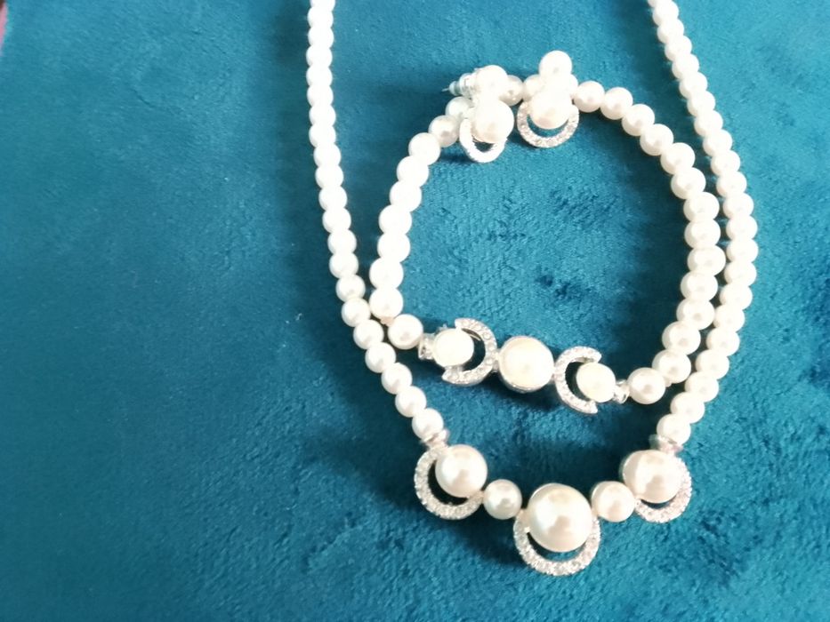 Сребарни колиета