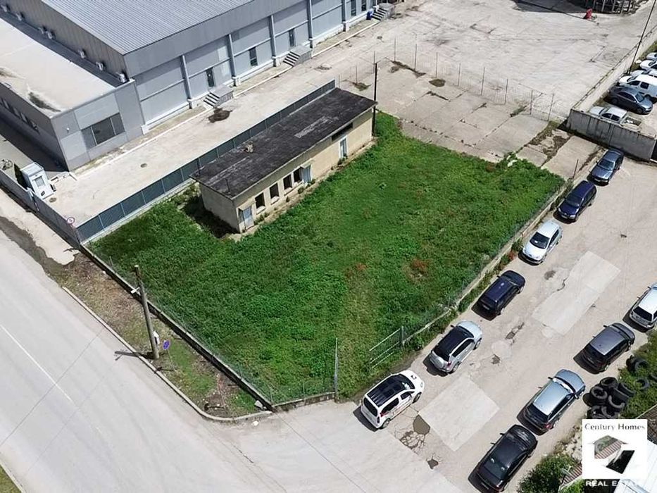145327 Парцел с промишлена сграда за продажба, в индустриалната зона на гр. Полски Тръмбеш