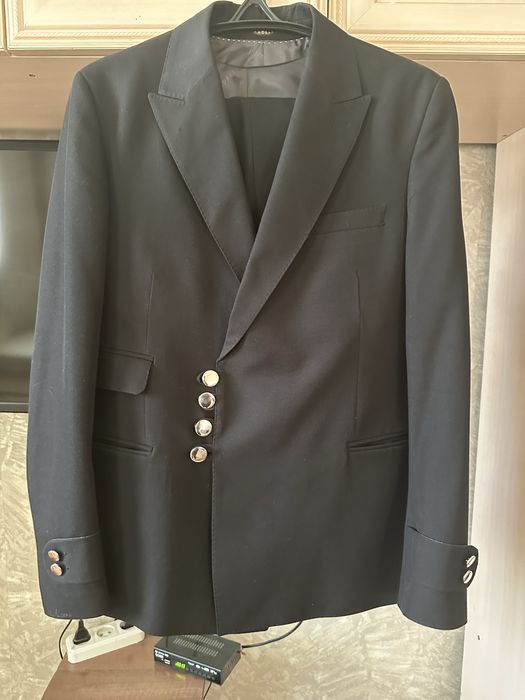 Продам мужская костюм