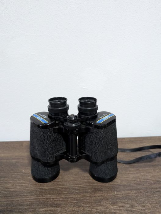 Binoclu Tasco 10x50 Fully Coated 
Vând