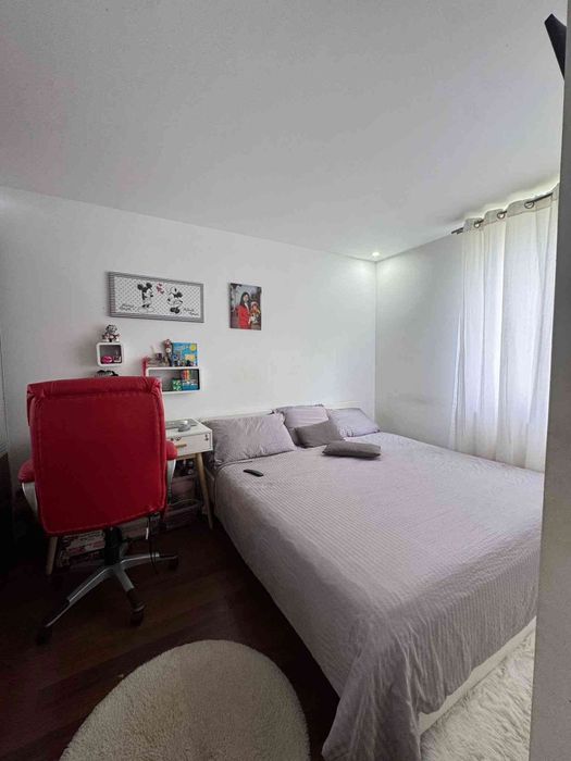 Vând Apartament 2 camere etaj 1 din 4