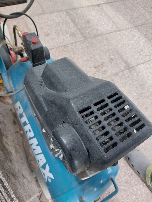 Компрессор RTRMAX 50л