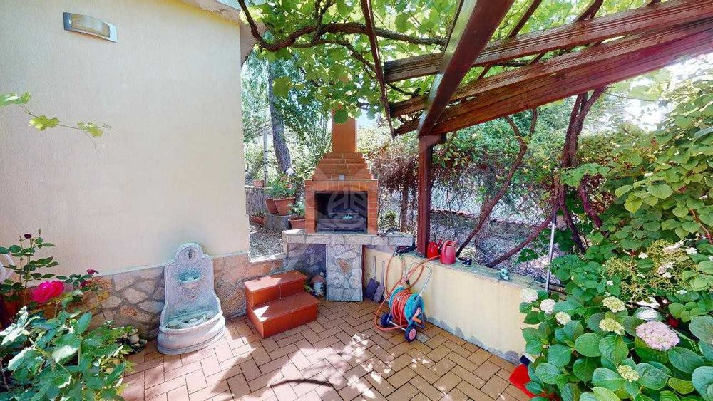 Продава се Къща в с. Кошарица, Област Бургас - 364 кв.м за 1058 €/кв.м - Снимка #8