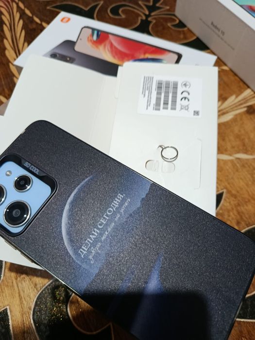 Продам два телефон Редми 10-12