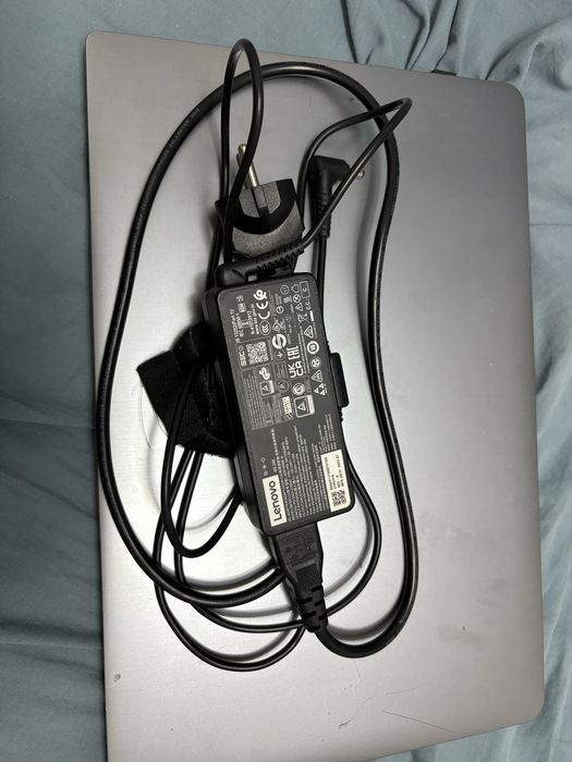 Lenovo IdeaPad 3 15IAU7