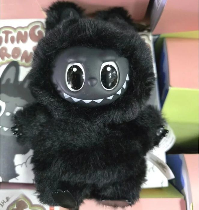 Labubu Exciting Macaron Black, Labubu Black , Черно лабубу The Monster