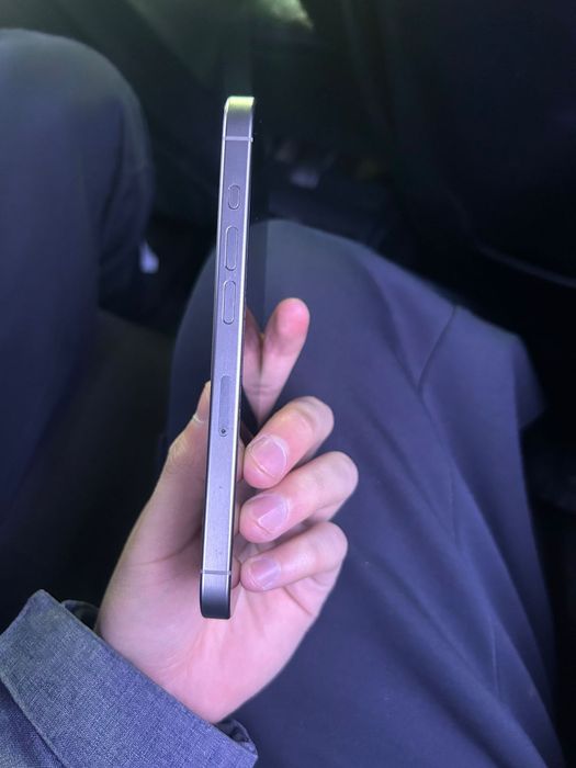 продается Iphone 15 pro