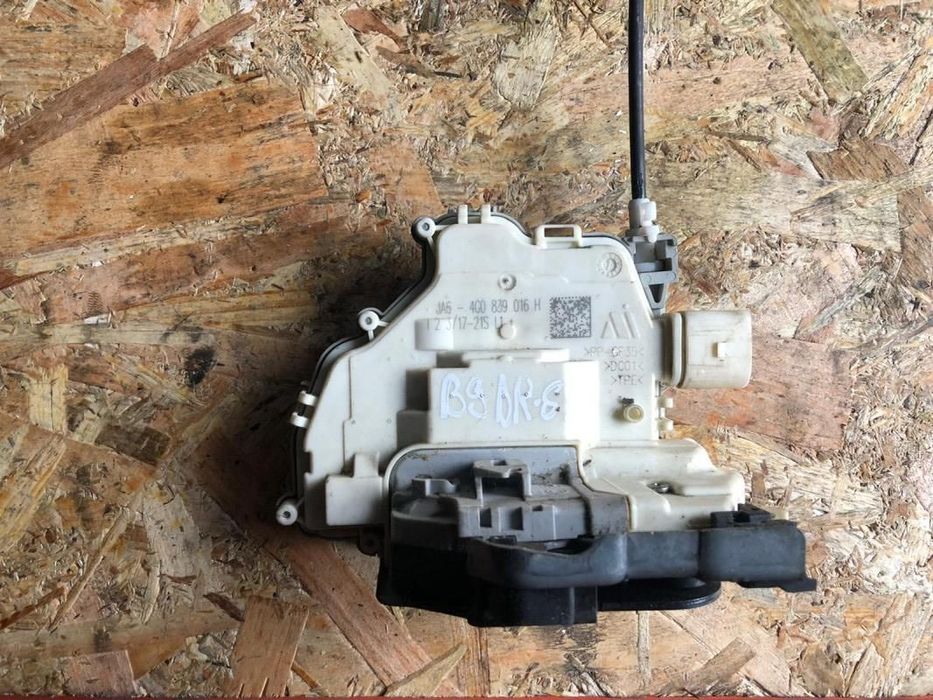 Broasca dreapta spate 4g0839016h Audi A4 B9 [2015 - 2020]