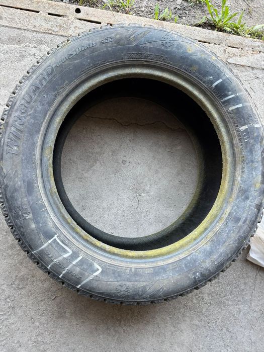 Продам шины 18 размер зимние