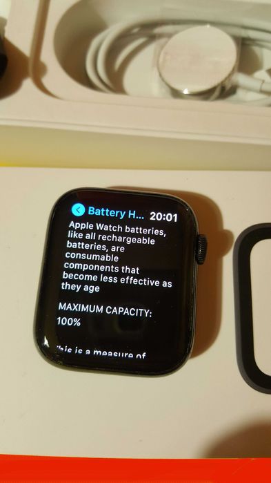 Apple Watch S4 GPS + Cellular, 44mm Stainless Steel