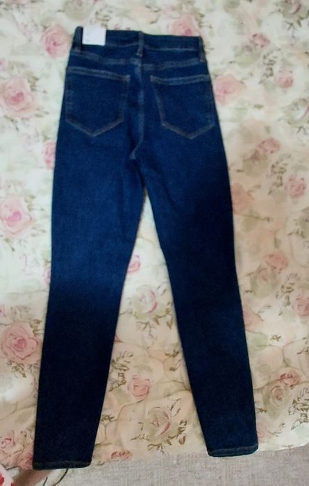 Vand blugi Mango, albastru închis, mas 36