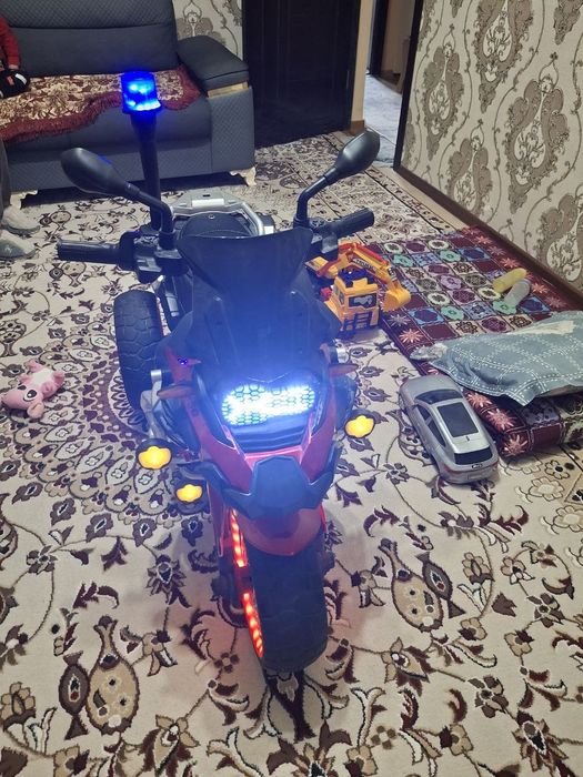 Мотоцикл детский  состояние новое продажа срочно.