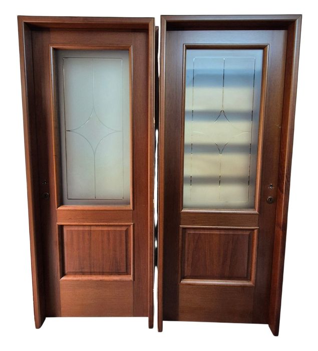 Usi de interior in stare foarte buna