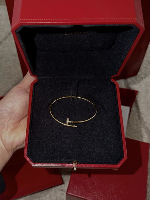 Продам браслет Cartier с бриллиантами оригинал