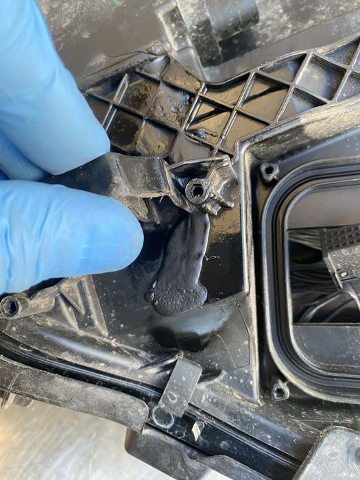 Far dreapta full led Mercedes Benz GLA W156 cu defect