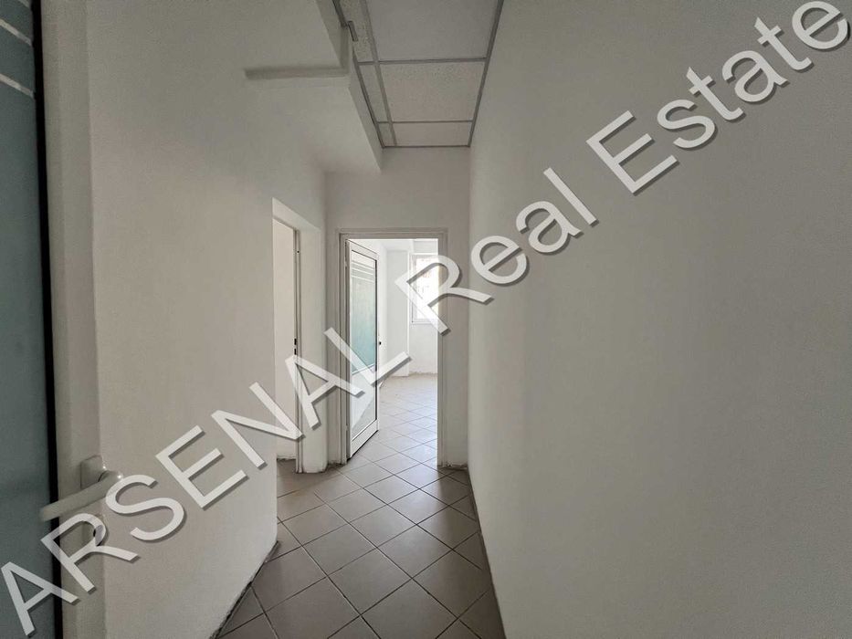 Дава се под наем Офис в София, Дървеница - 260 кв.м за 1150 € - Снимка #3