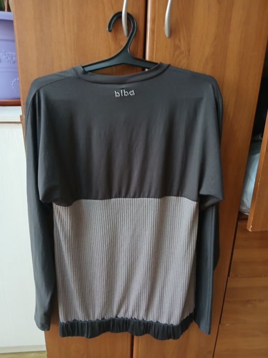 Продам новую женскую  кофту