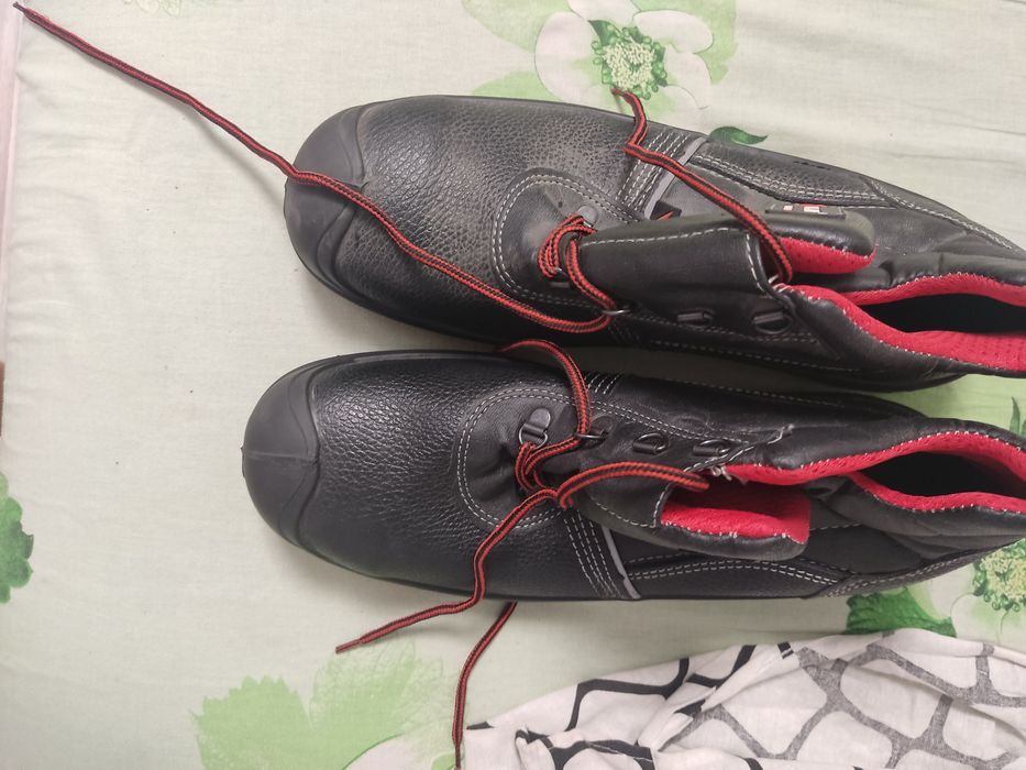 Ботинки спецовочные