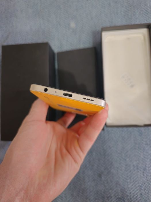 Продам Oppo Reno 7