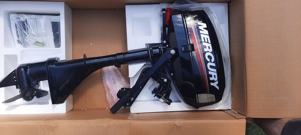 Мотор для лодки 2.5