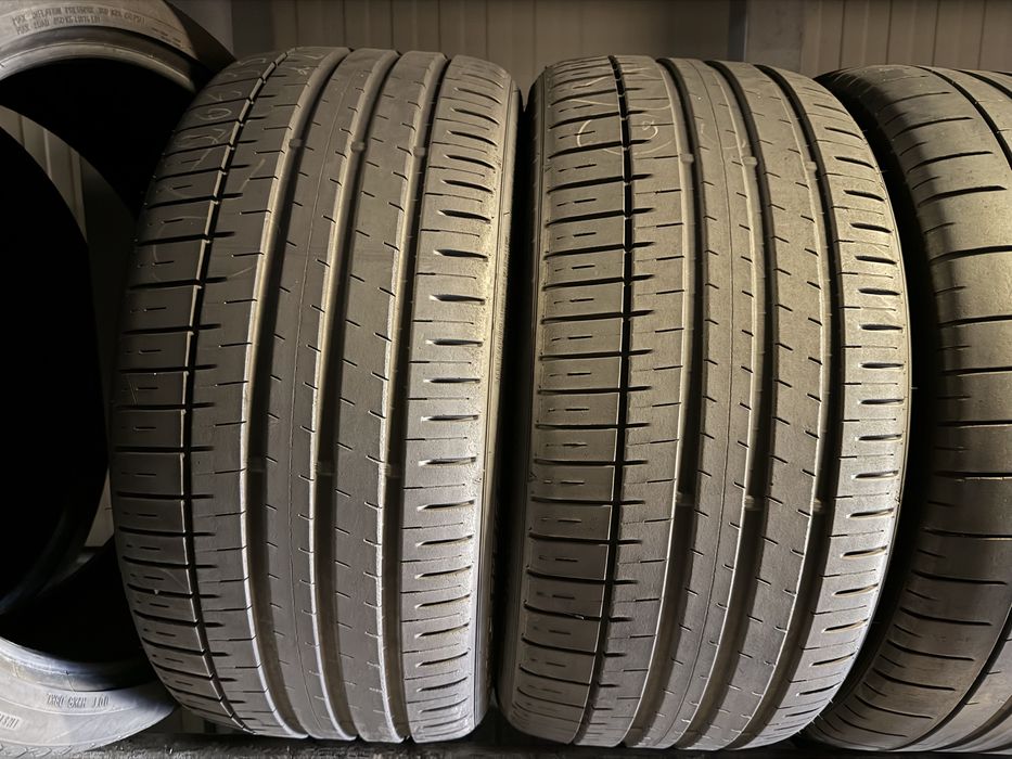 Anvelope 265/35/22 Falken