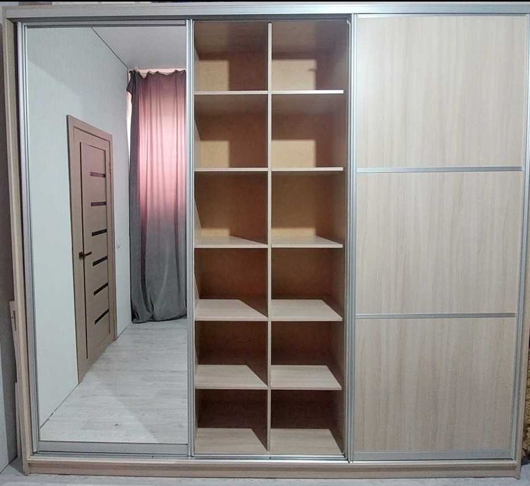 Продам шифоньер для одежды