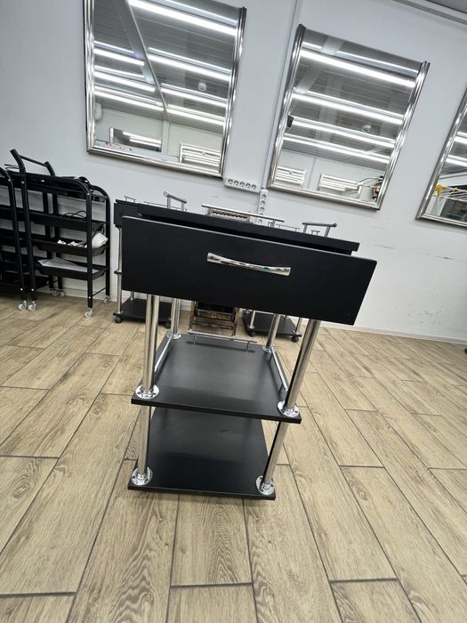 Помощник для парикмахера