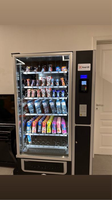 Вендинговый  аппарат UNICUM FOODBOX