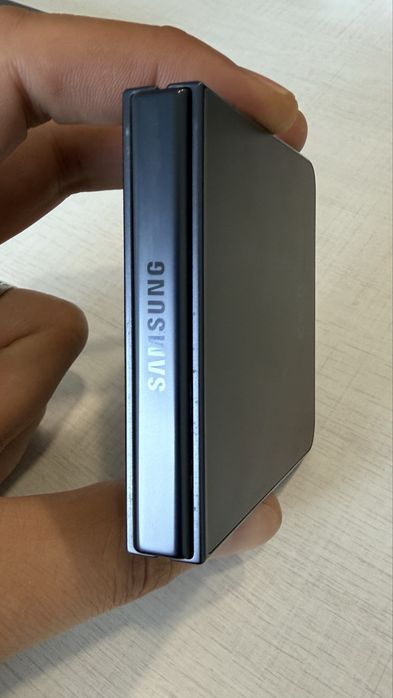Samsung Galaxy Z Flip7 256GB, 12GB RAM, Negru – Impecabil, Full Box, Garanție