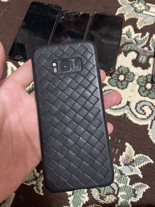 Продаю телефоны на запчасти