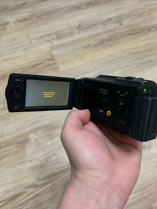 Камера Sony DCR-SR21