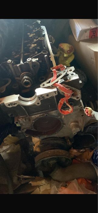 Продам запчасти на 190 мерседес