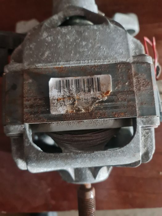 Двигатель от стиральной машинки indezit