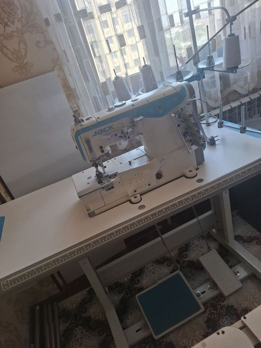 Тикув машинаси сотилади