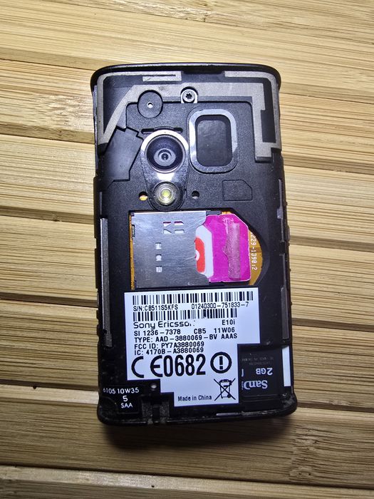 Telefon Colectie: Sony Ericsson Xperia X10 Mini Yellow