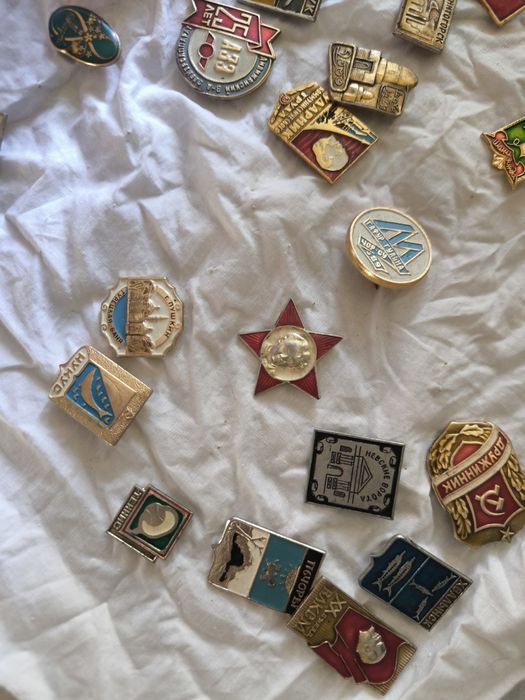 Продам значки СССР