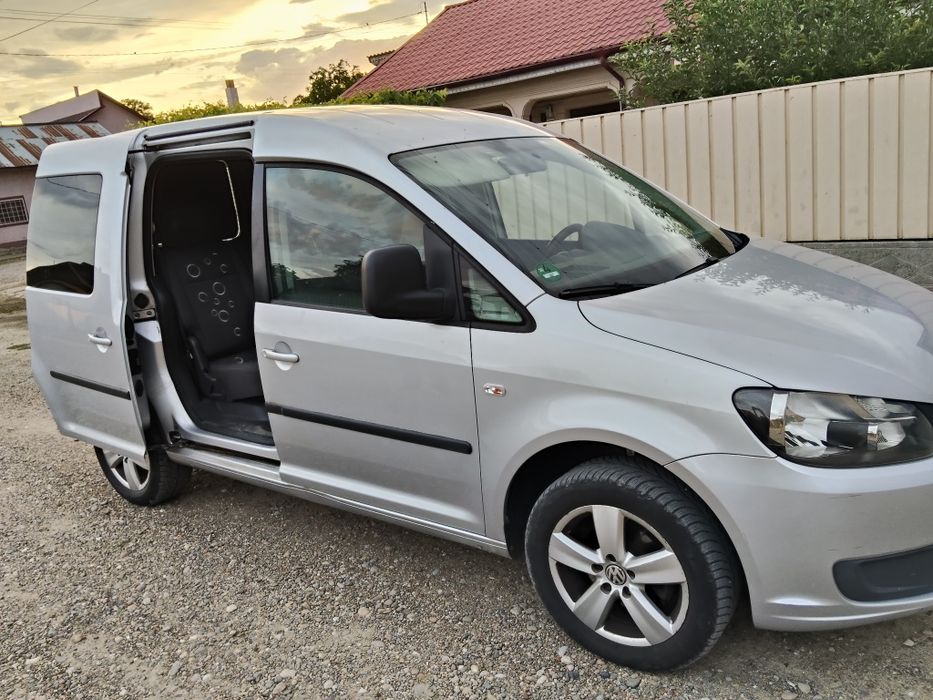 Vând Vw Caddy 2012(Fara schimb)