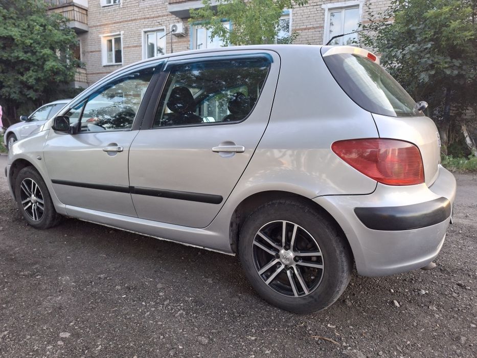 Продам автомобиль Peugeot 307