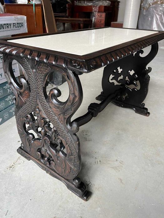 Masa cafea,antica,recent restaurata!