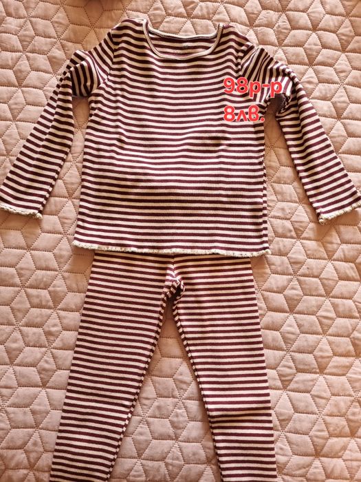 Дрешки за момиче НМ