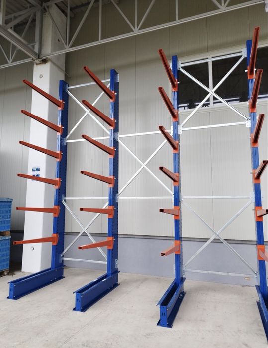 Rafturi metalice cantileveri