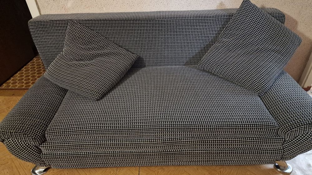 Продам диван, в прекрасном состоянии