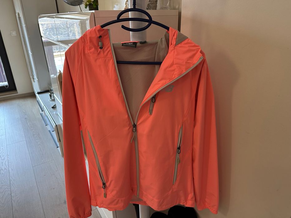 New Balance ново спортно яке S/M