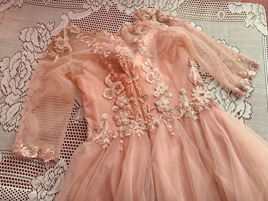 Vând rochie ocazie marca Mirandi